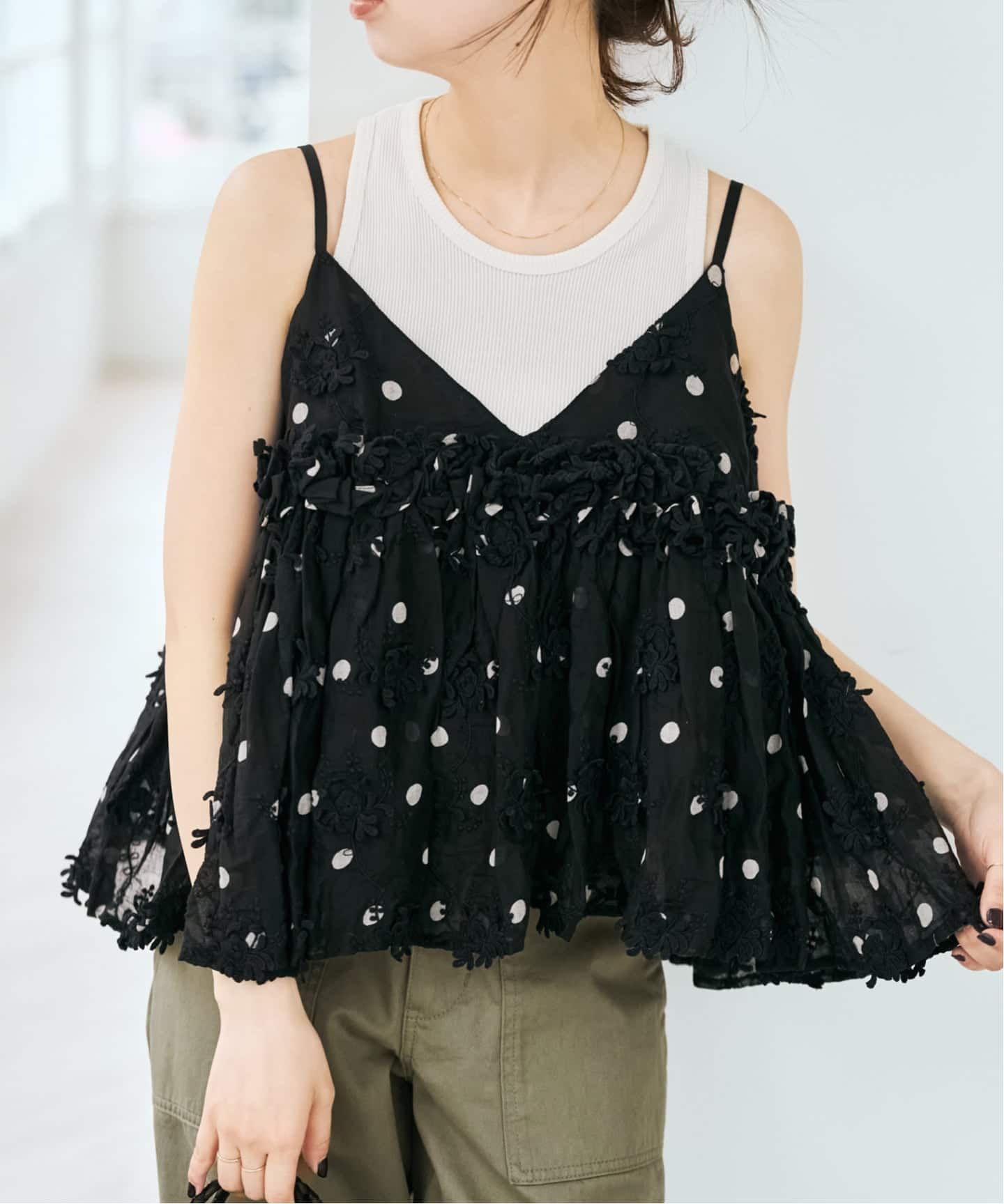 追加予約》crinkle crinkle crinkle 別注3D embroidery dot camisole