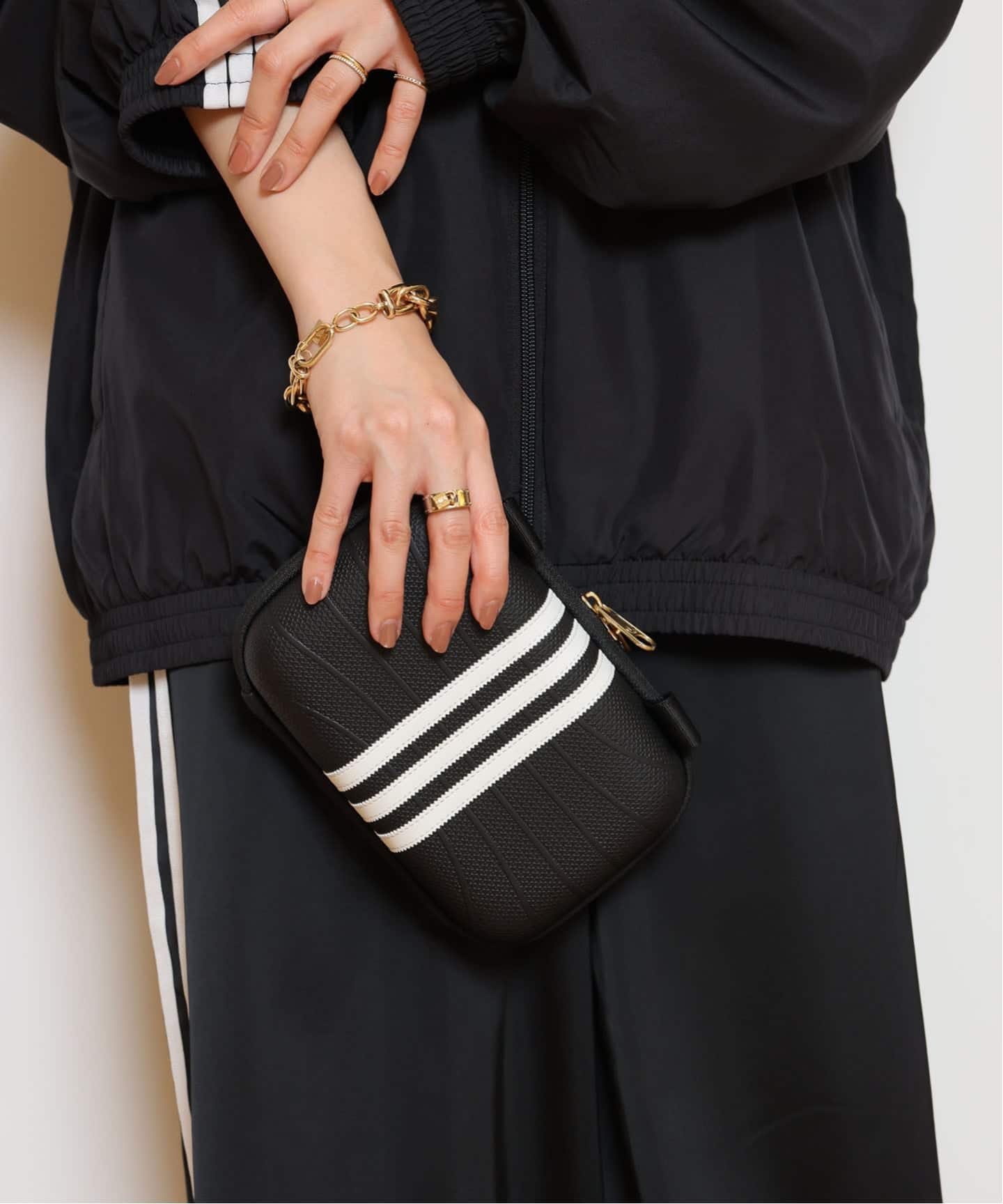 ADIDAS/アディダス】SST AIRLINER バッグ（ショルダーバッグ）｜MUSE