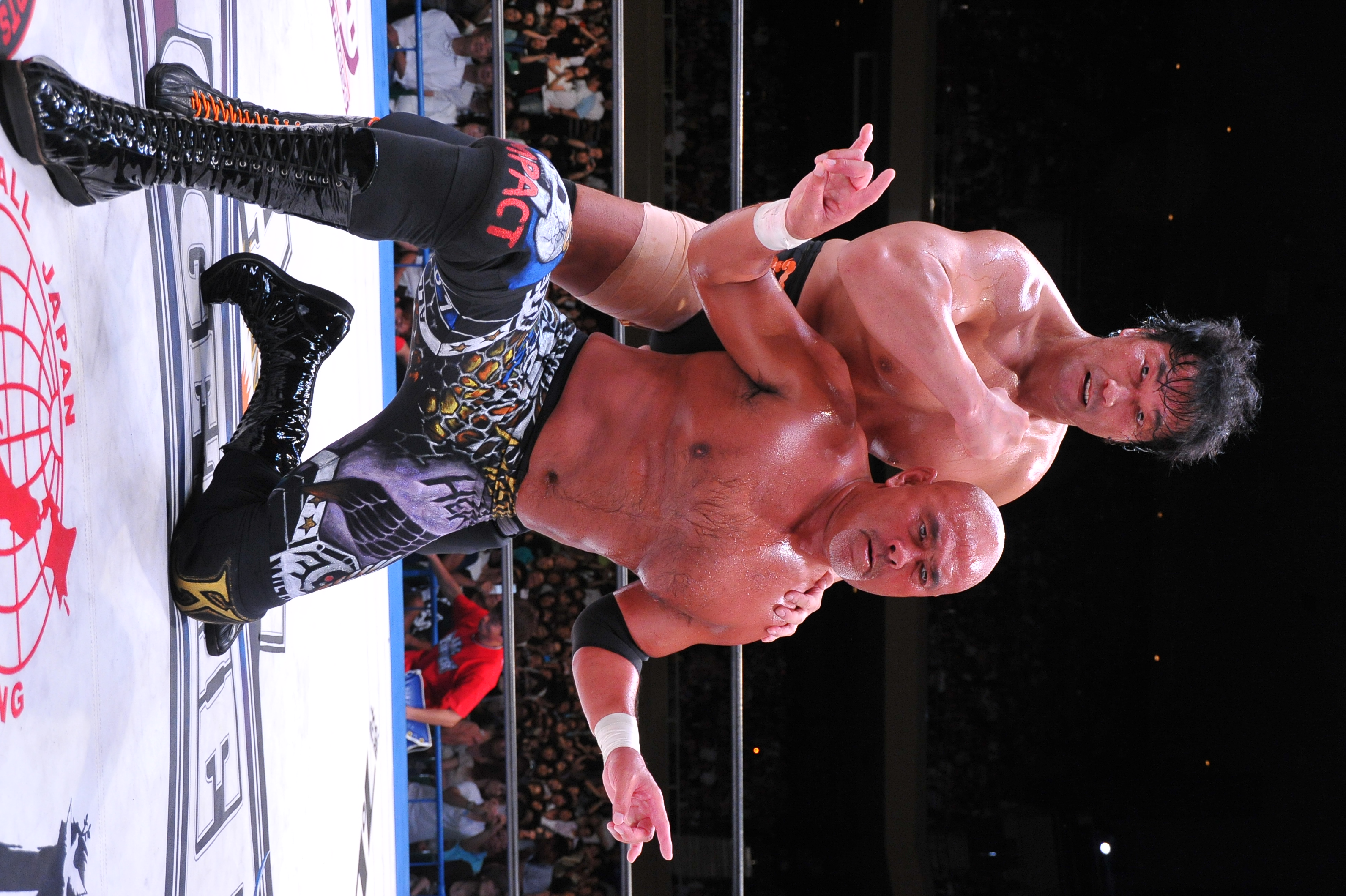 東日本大震災復興チャリティー「ALL TOGETHER」で武藤敬司＆小橋建太が