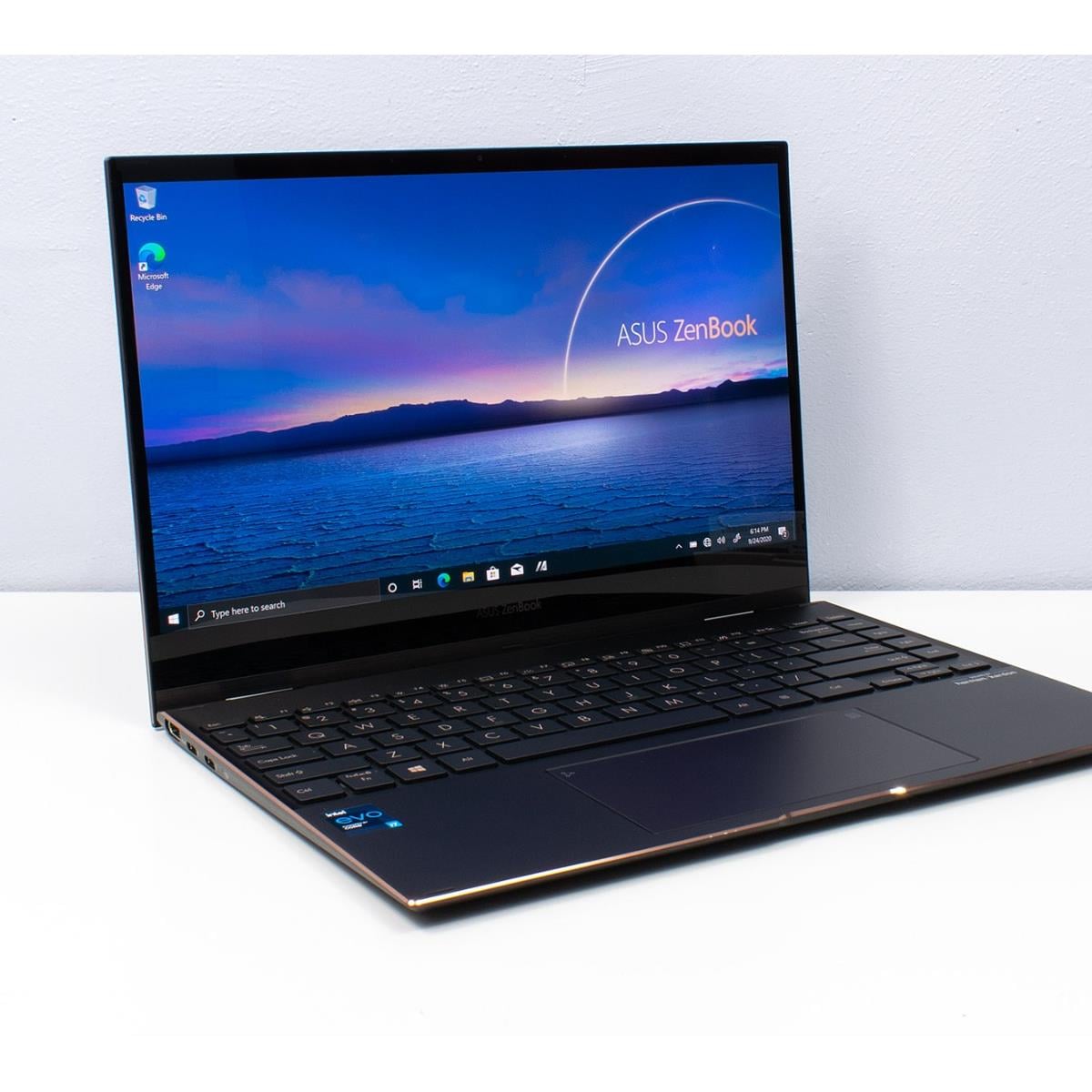 ASUS ZenBook Flip S UX371 Review: Tiger Lake Bite, OLED Pop