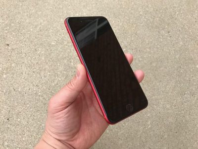 PRODUCT)RED iPhone 7 Plus Gets Black Front in New Part Swap Video