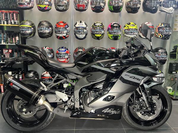 2026 KAWASAKI ZX4RR PERFORMANCE IN METALLIC MATTE GRAPHENSTEEL