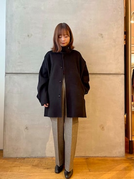 ウールスタンドショートコートを使った人気ファッションコーディネート