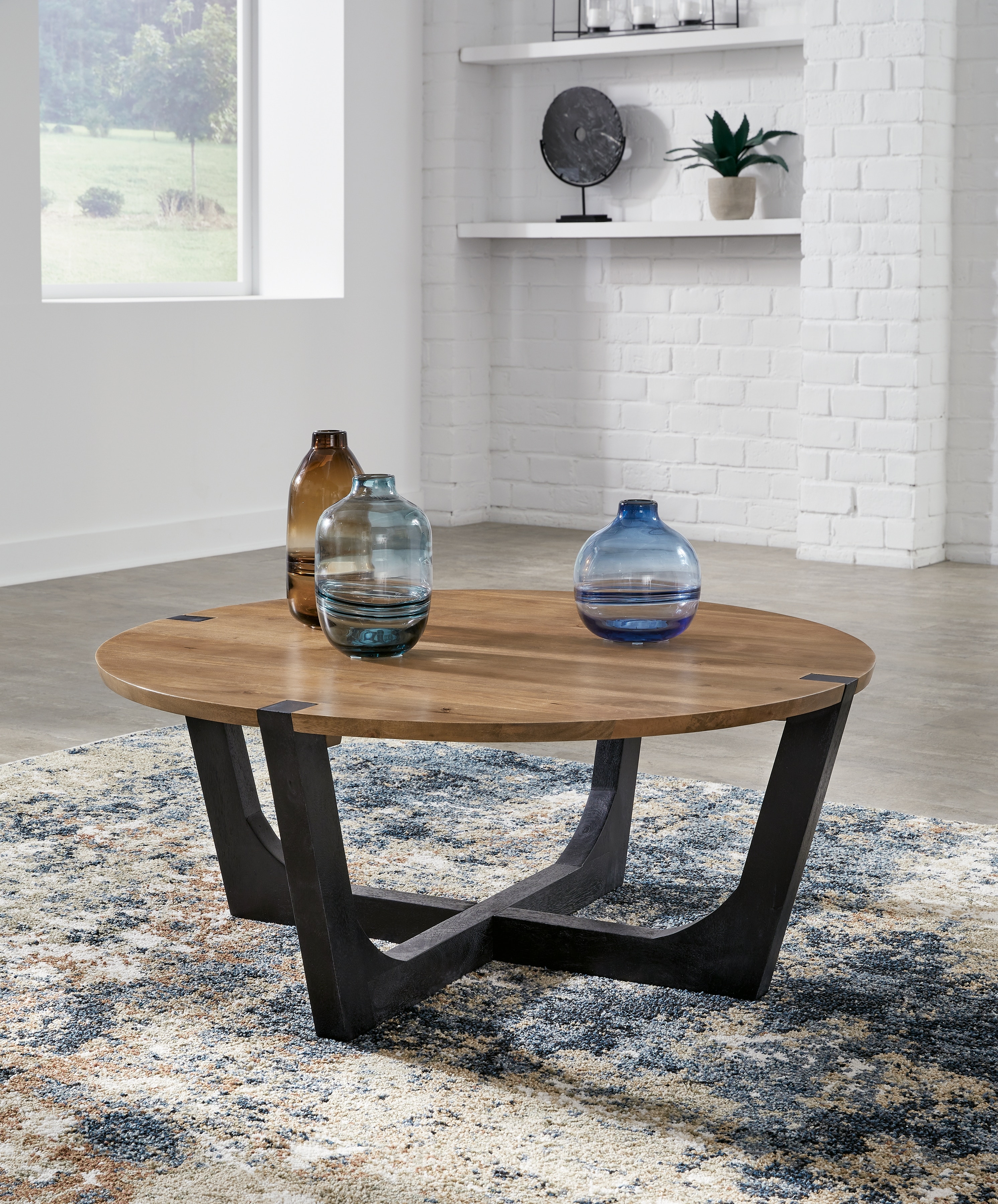 Signature Design by Ashley Living Room Hanneforth Coffee Table