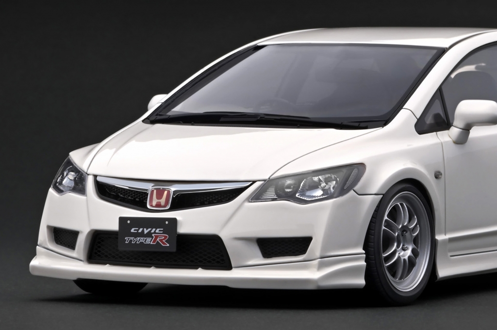 明日！！1/18エンジン付WEB限定モデル「CIVIC (FD2) TYPE R」受注