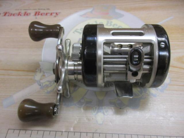 バリウスF200 ｜＠ベリーネット 日本最大新品中古釣具WEBショップ