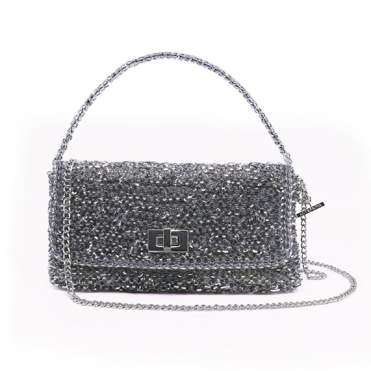 おしゃれな人が愛用中！ 『アンテプリマ』の人気ワイヤーバッグ10選 | MORE