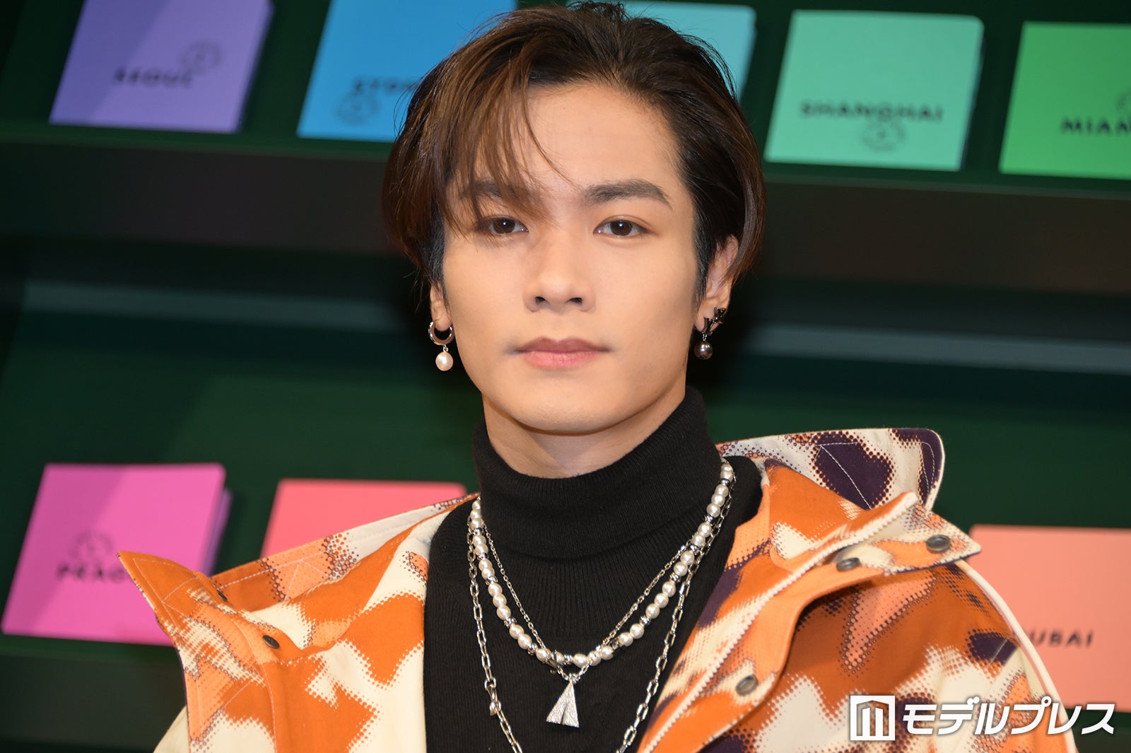 THE RAMPAGE川村壱馬、ネックレス重ね付けでクールな魅力放つ＜ルイ