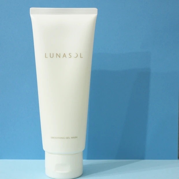 ルナソル「スムージングジェルウォッシュ」大特集｜人気の秘密と
