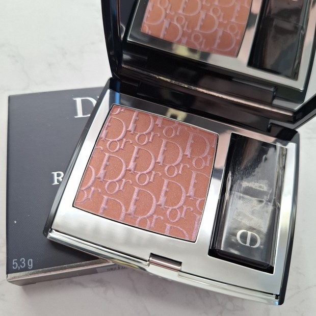 イエベ春の初買いコスメ｜「ディオールスキン ルージュ ブラッシュ