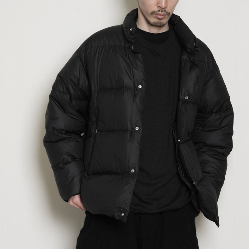 COMOLI (コモリ) ダウン ジャケット