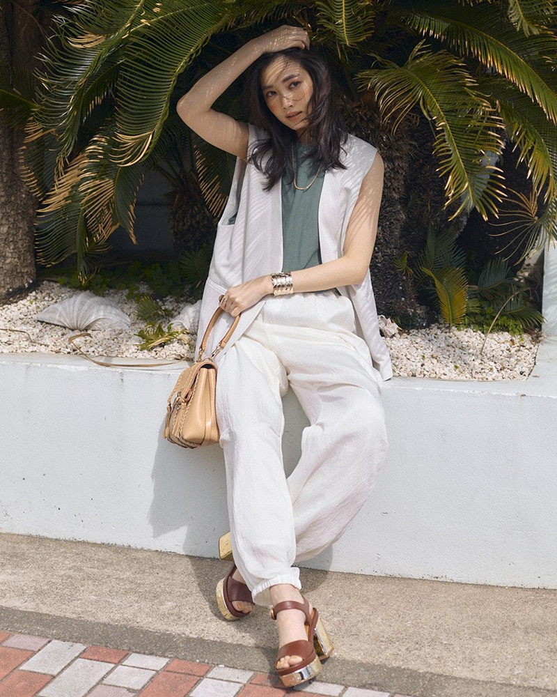 CLASSY.7月号】広瀬すずさん初カバー！「大人のTシャツコーデ」を大