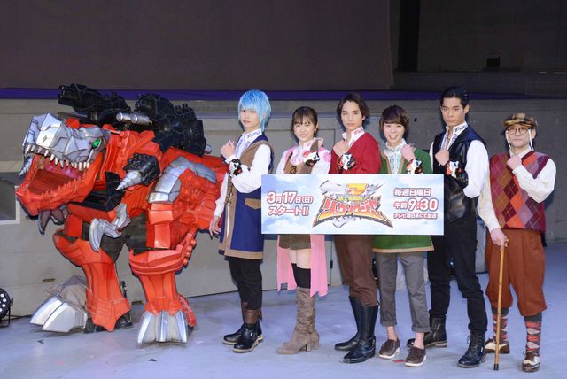 大学生からヒーローに！一ノ瀬颯「リュウソウジャー」レッド役に感激