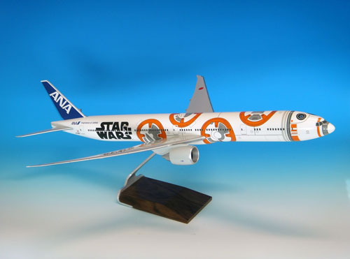 STAR WARS 特別塗装機 1/100 B777-300ER JA784A BB-8 ANA JET
