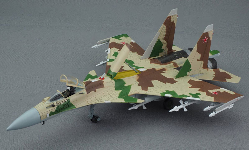 技MIX AC603 1/144 ロシア空軍 Su-27M “フランカーE1” 709番機