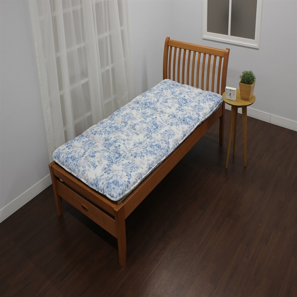 西川の3層固綿敷ふとん ホコリが出にくく両面使えるタイプ ルシャナ