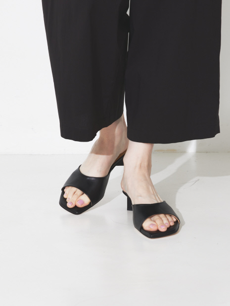 PELLICO SUNNY/ペリーコサニー】スクエアトゥミュール｜OUTLET