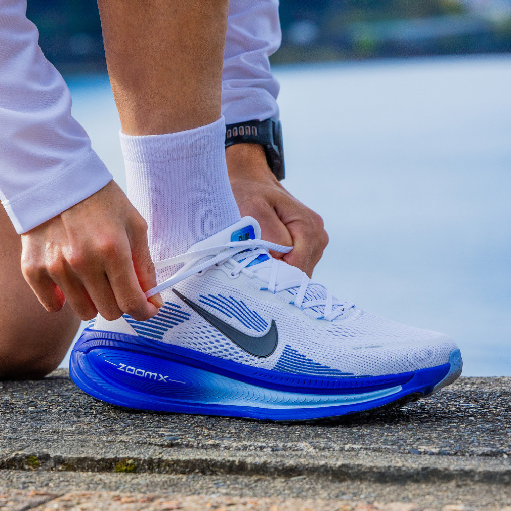 ナイキ VOMERO 18 ズーム ボメロ 18 HM6803-104 メンズ 陸上