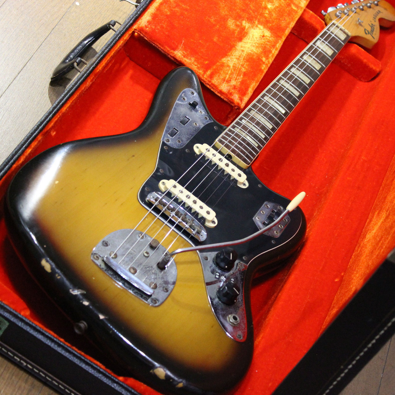 Fender Jaguar Sunburst フェンダー ジャガー サンバースト 1973～75