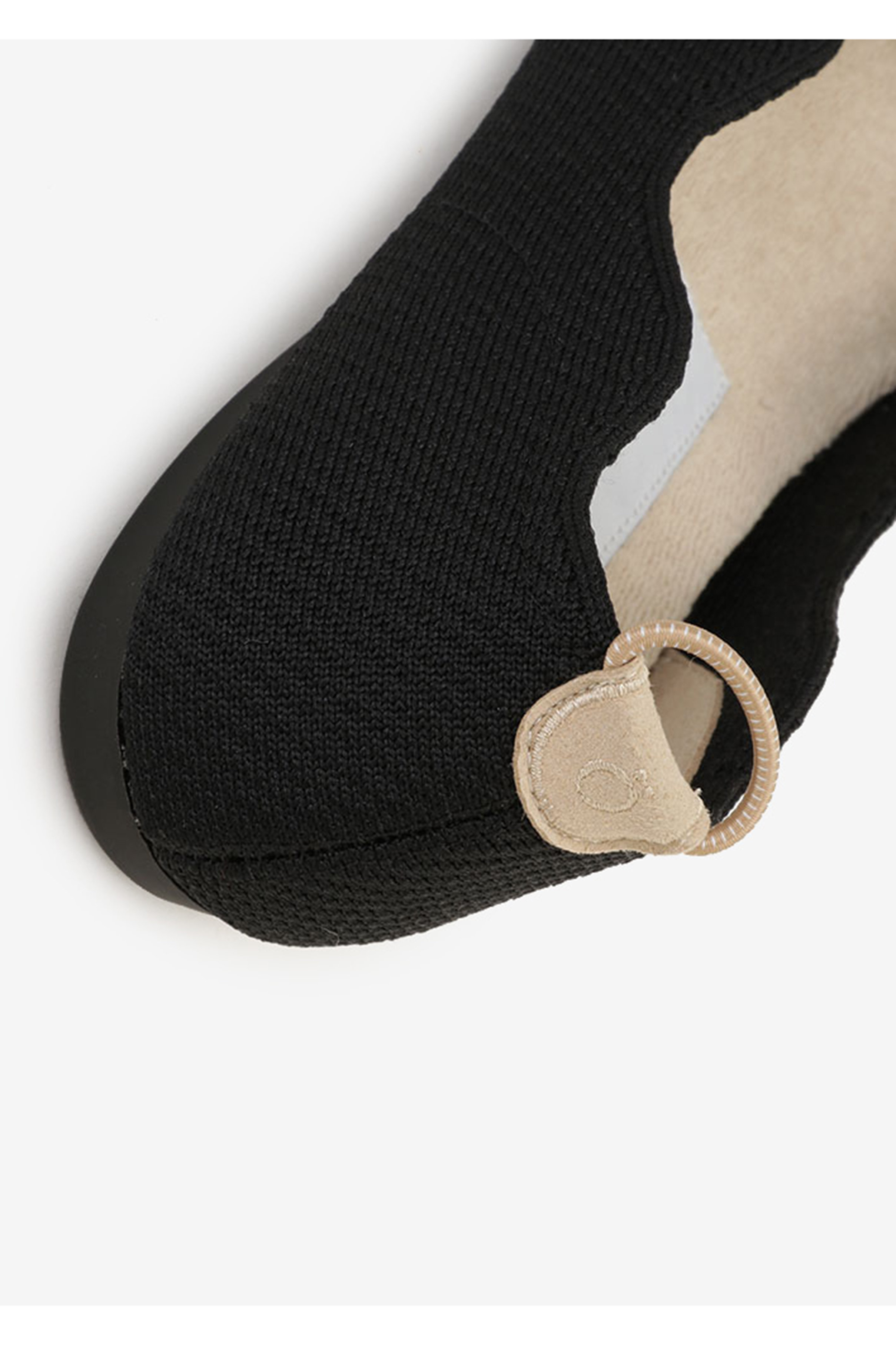 Offen(オッフェン)｜pointed-RUBAN/BLACK の通販｜ELLESHOP・(エル