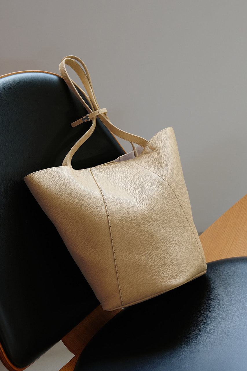 IACUCCI(イアクッチ)｜ノード CERVO/ベージュ の通販｜ELLESHOP・(エル