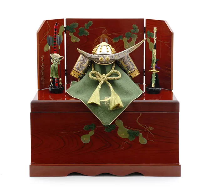 五月人形「伊達政宗の兜（収納タイプ）」｜五月人形の通販 ふらここ