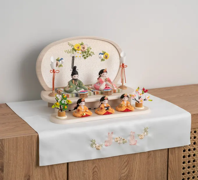 雛人形「うさぎ刺繍 クロス」｜雛人形の通販 ふらここ