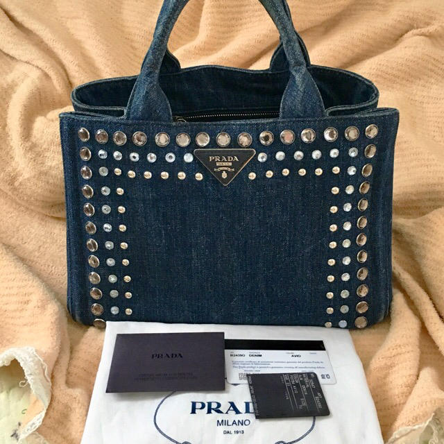 PRADA - PRADA＊カナパ デニムビジューの通販 by まめこ's shop