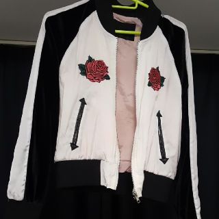 GLAD NEWS（スカジャン）のフリマアイテム一覧