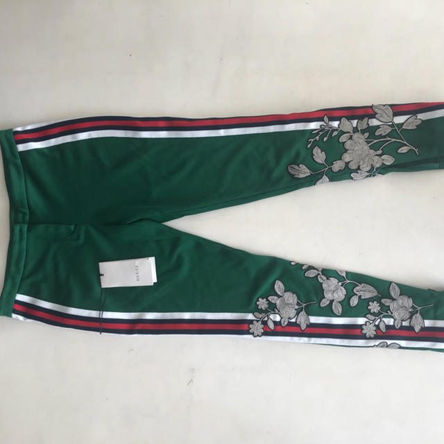 GUCCI - あやなん着用モデル gucci 刺繍入り ジャージ グリーンの通販