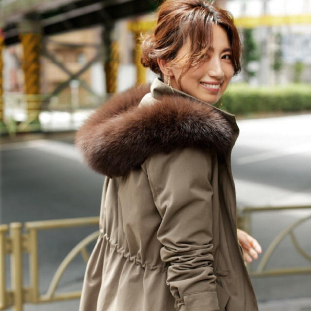 マイストラーダライナー付きモッズコート（ファー付き）カーキ38