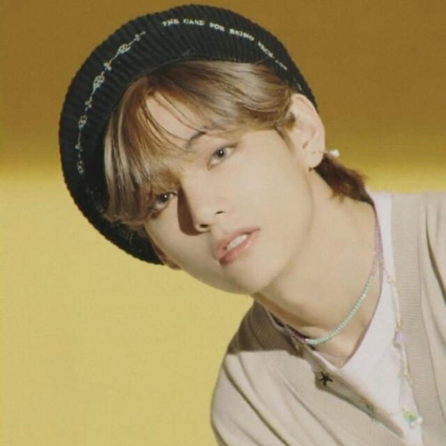 防弾少年団(BTS) - テヒョン テテ bts dynamite MV 着用 ベレー帽の