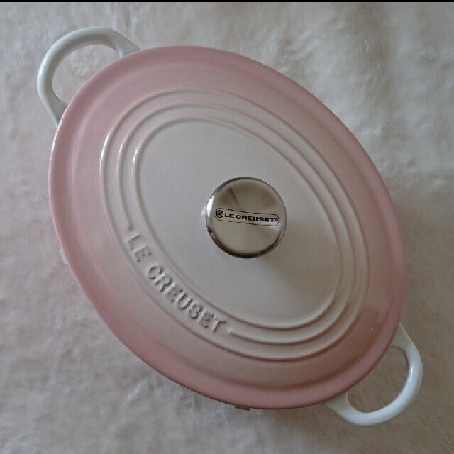 ル・クルーゼ パウダー ピンク ココットオーバル 25cm