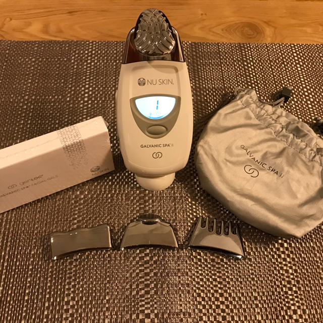 genloc ガルバニックスパⅡとフェイシャルジェル NU SKIN GALVANIC SPA