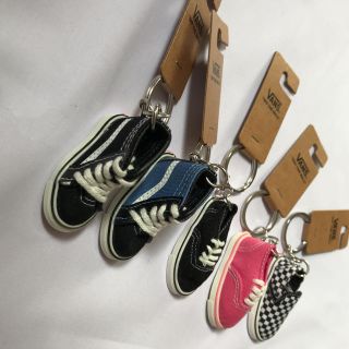 VANS - VANS キーホルダー 海外限定品 日本未発売の通販 by NEW CITY's