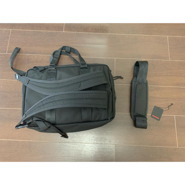 BRIEFING NEO TRINITY LINER