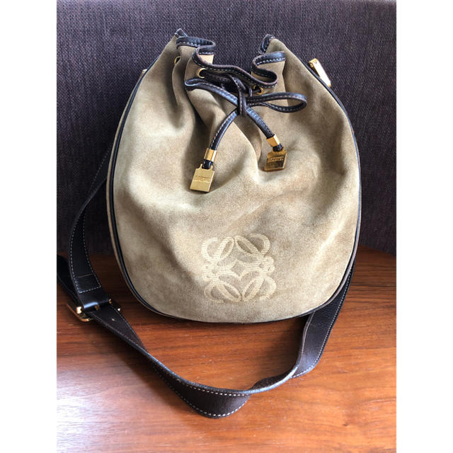 LOEWE - 【LOEWE ロエベ】巾着型 ショルダーバッグ スエードの通販 by