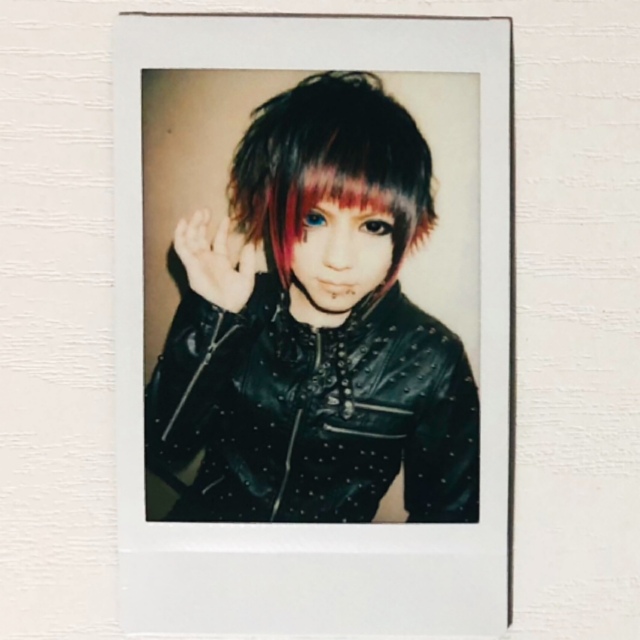 V系☆R指定【Z】チェキ【6】の通販 by ♡'s shop｜ラクマ