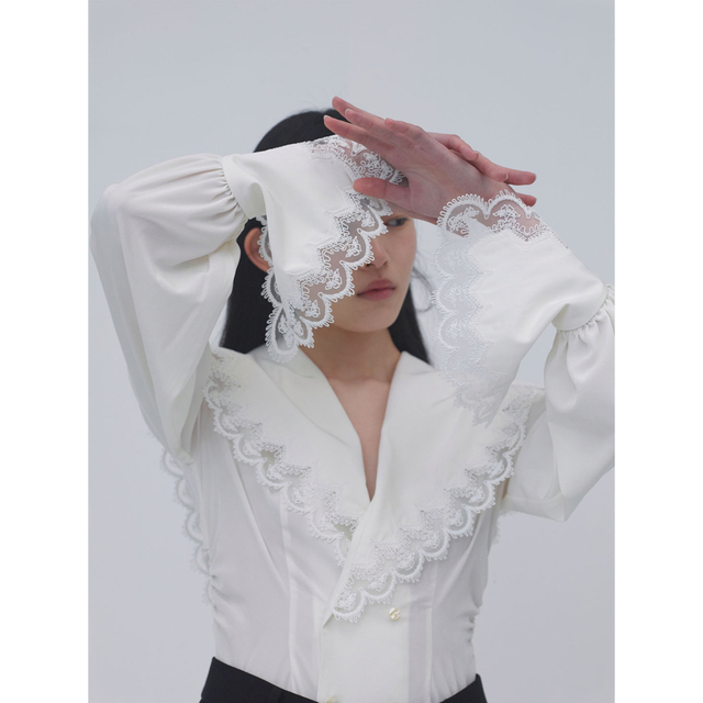 mame - FETICO FLORAL EMBROIDERED BLOUSE 専用出品の通販 by ローズ