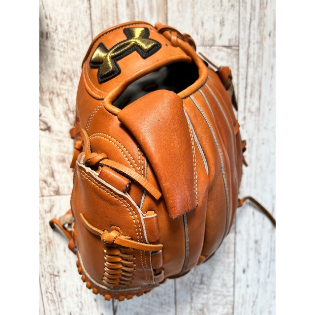 アンダーアーマー 軟式投手用グローブ