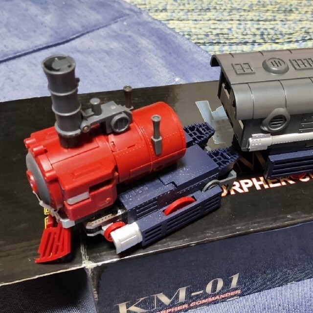 トランスフォーマー 非正規 機関車コンボイ KM-01の通販 by 妖須堂｜ラクマ