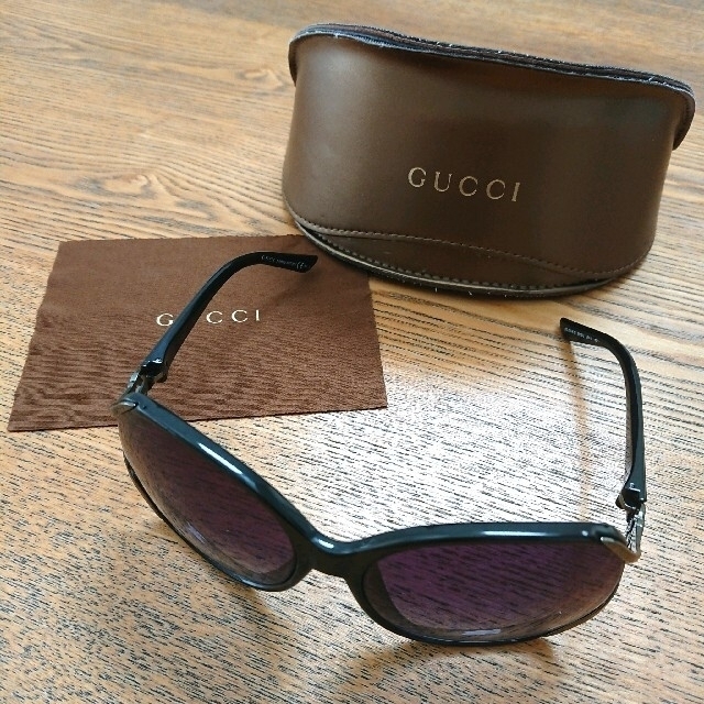 GUCCI - GUCCI サングラス レディース ケース付の通販 by チロル