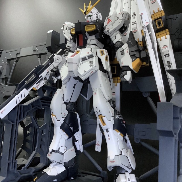 RG RX-93 νガンダム 塗装済完成品の通販 by GA10's shop｜ラクマ