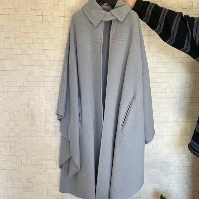 Mila Owen - ミラウォーエン ビックカラーケープコート ポンチョの通販