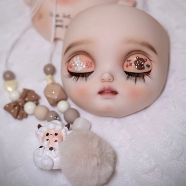カスタムブライス 作家様 ネオブライス 人形 キラキラ 幼いの通販 by