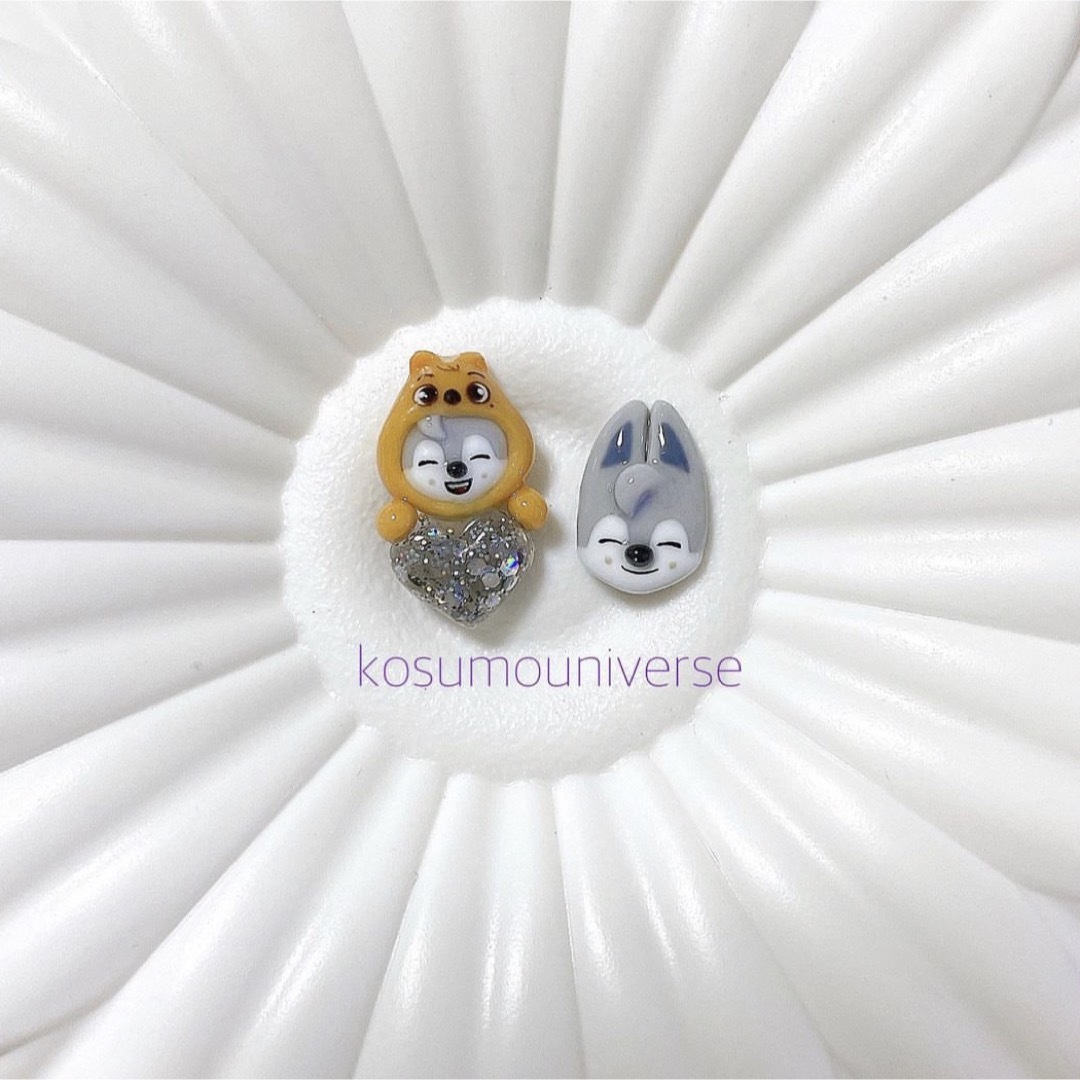 ネイルパーツstraykidsスキズ SKZOO ウルフチャン バンチャンの通販 by