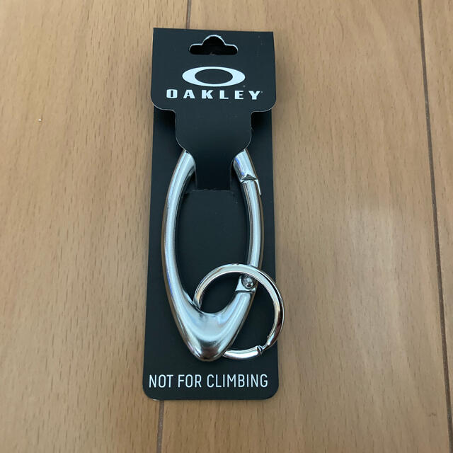 オークリー カラビナ キーホルダー【中古品】Oakley l Works