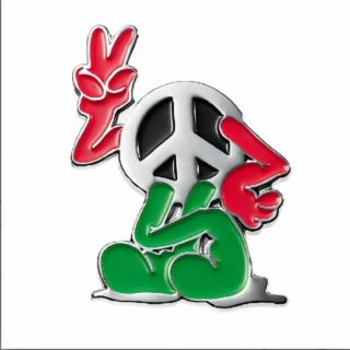 Supreme（バッジ/ピンバッジ）のフリマアイテム一覧