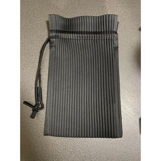 PLEATS PLEASE ISSEY MIYAKEのフリマアイテム一覧