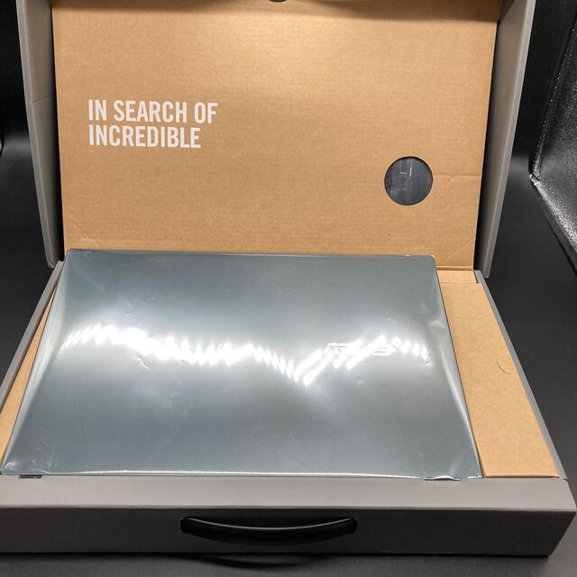 ASUS ZenBook 14 UM425IA 8GB， 512GB